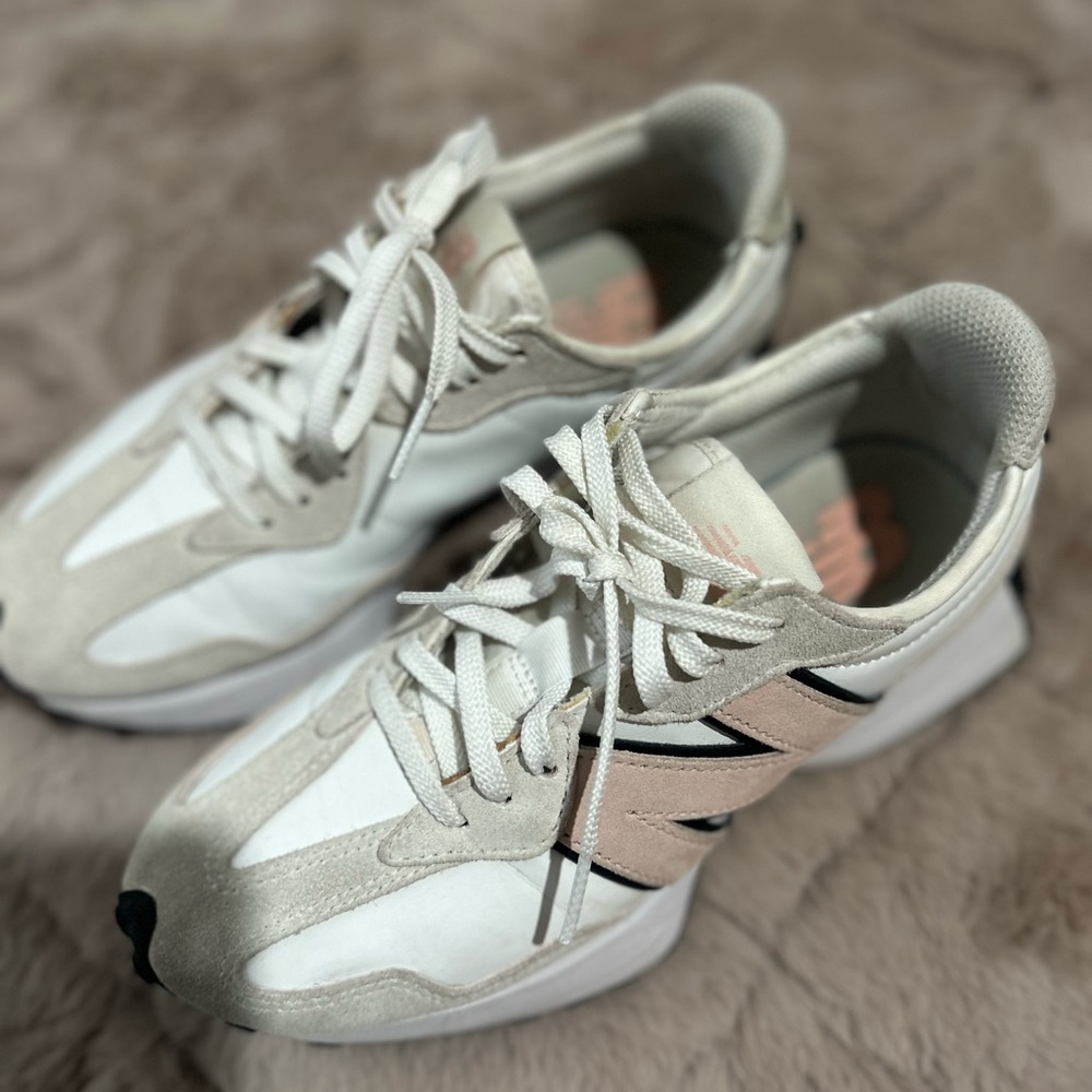 New balance 327 choice in White and Pink size 6.5
